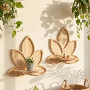 Lotus Flower Wooden Wall Shelf – Natural Wood Floating Shelf Decor, Geometric Boho Plant Display, Modern Zen Wall Storage 30x30 cm